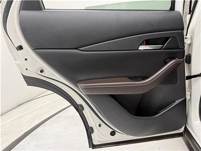 Photo of 2025 Snowflake White Pearl Mica Mazda CX-30