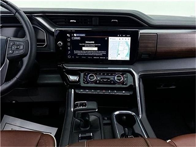 Photo of 2024 White Frost Tri-Coat GMC Sierra 1500