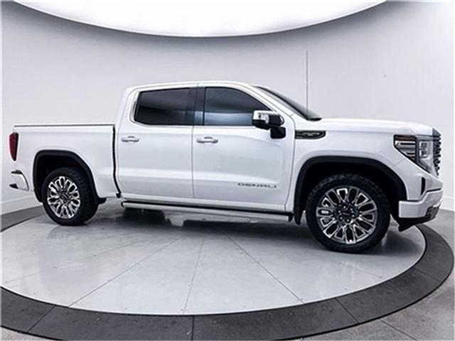Photo of 2024 White Frost Tri-Coat GMC Sierra 1500