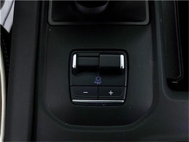 Photo of 2024 White Frost Tri-Coat GMC Sierra 1500
