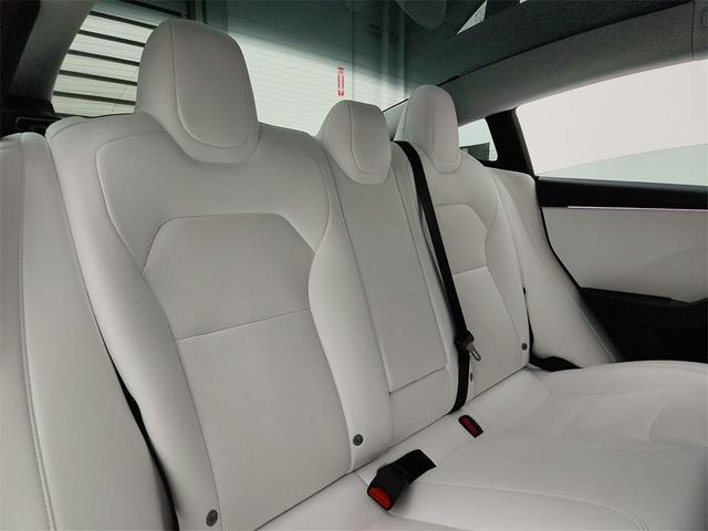 Photo of 2024 Gray Tesla Model 3