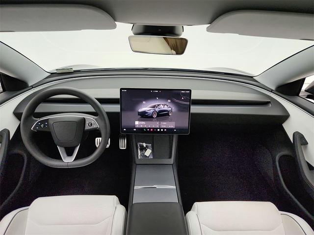 Photo of 2024 Gray Tesla Model 3