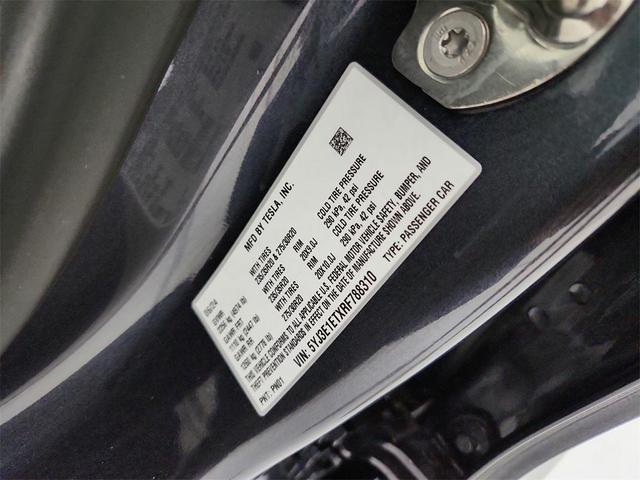 Photo of 2024 Gray Tesla Model 3