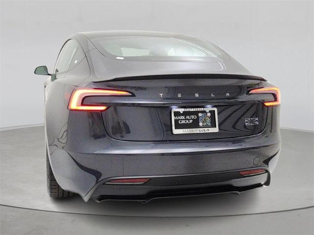 Photo of 2024 Gray Tesla Model 3