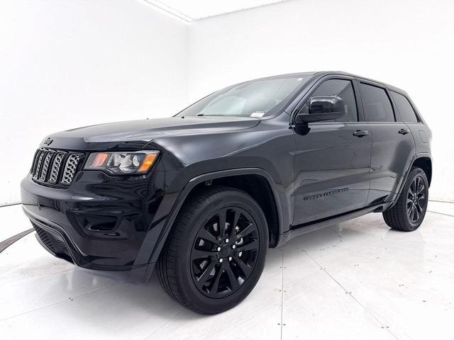 Photo of 2019 Diamond Black Jeep Grand Cherokee