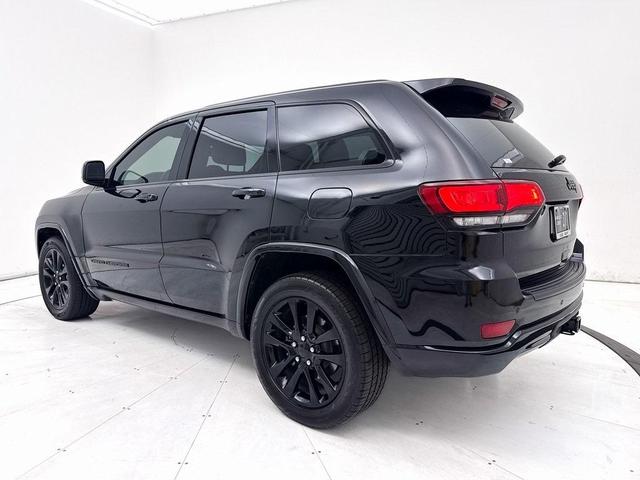 Photo of 2019 Diamond Black Jeep Grand Cherokee