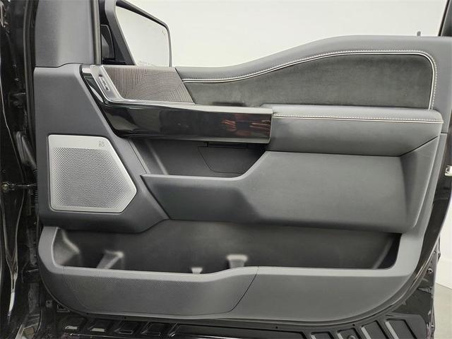 Photo of 2023 Black Metallic Ford F-150 Lightning