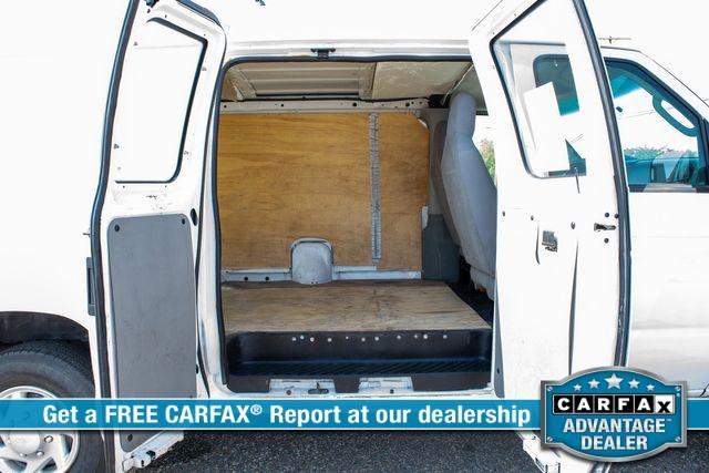 Photo of 2011 White Ford E250