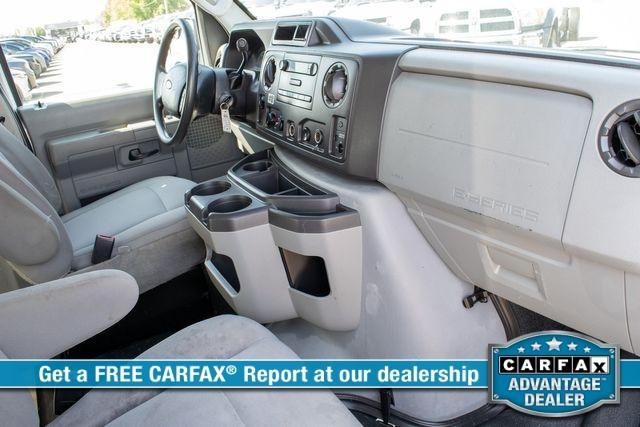 Photo of 2011 White Ford E250