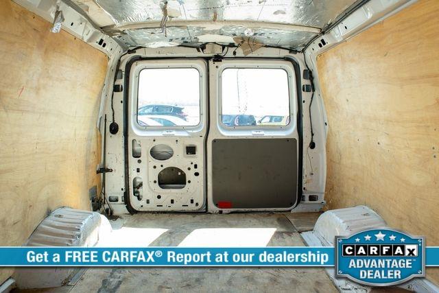 Photo of 2011 White Ford E250