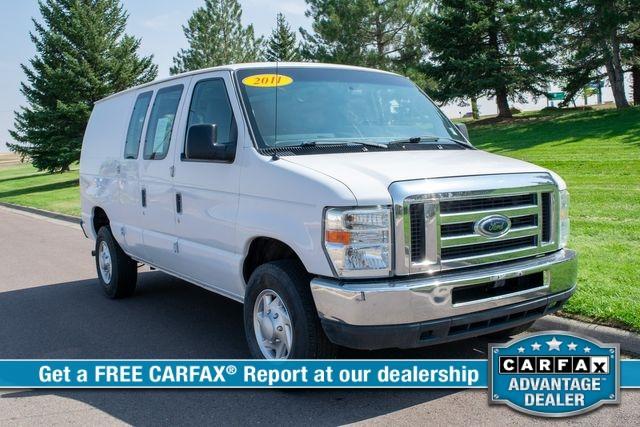 Photo of 2011 White Ford E250