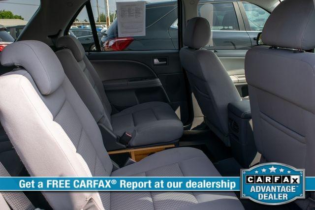 Photo of 2007 White Ford Freestyle