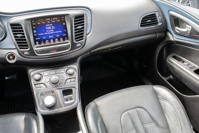 Photo of 2015 Red Chrysler 200