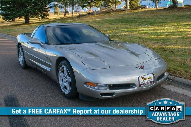 Photo of 1998 Blue Chevrolet Corvette