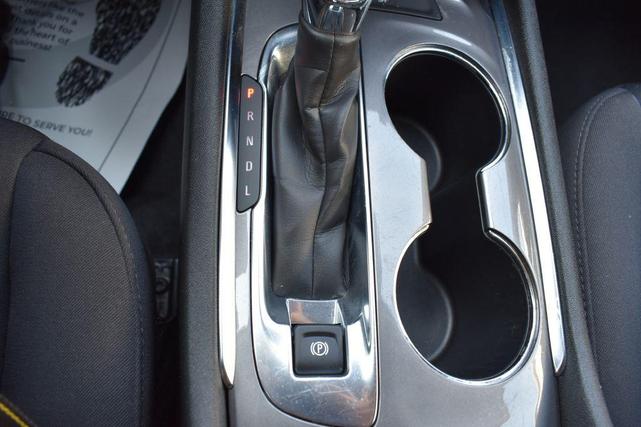 Photo of 2023 White Chevrolet Malibu