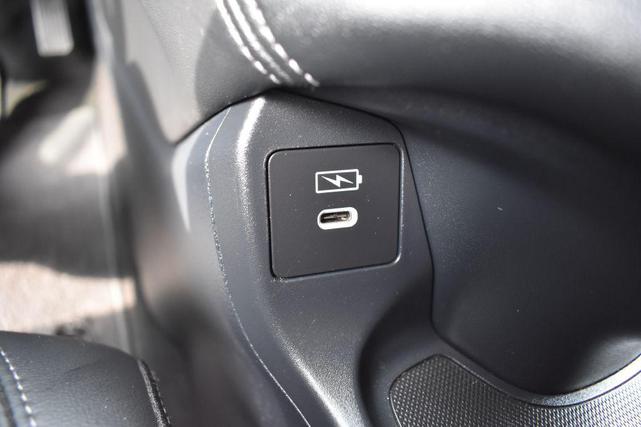 Photo of 2024 Red Honda HR-V