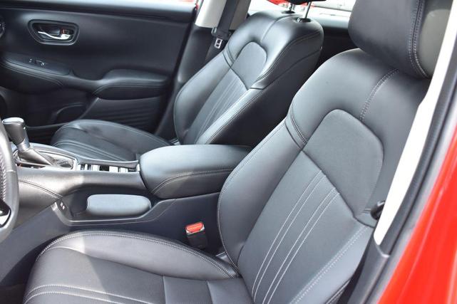 Photo of 2024 Red Honda HR-V