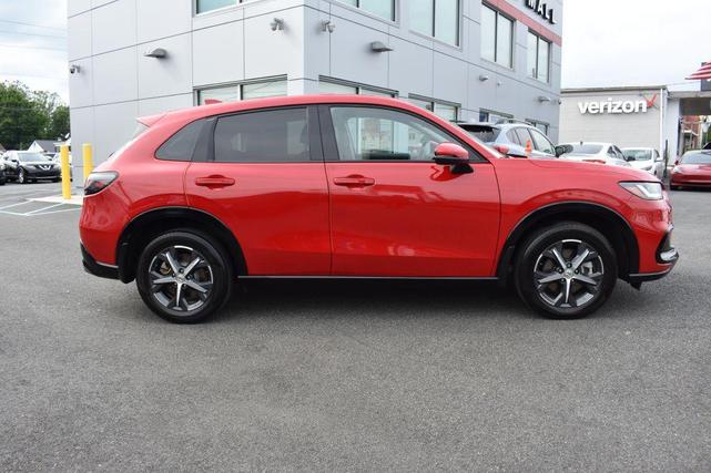 Photo of 2024 Red Honda HR-V