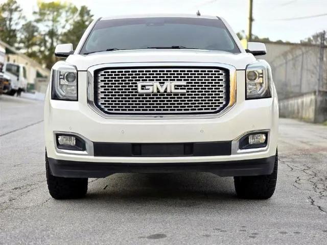 Photo of 2015 WHITE GMC Yukon XL