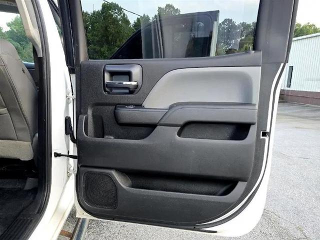 Photo of 2016 Summit White GMC Sierra 2500