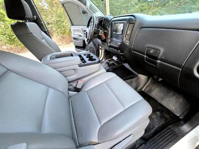 Photo of 2016 Summit White GMC Sierra 2500