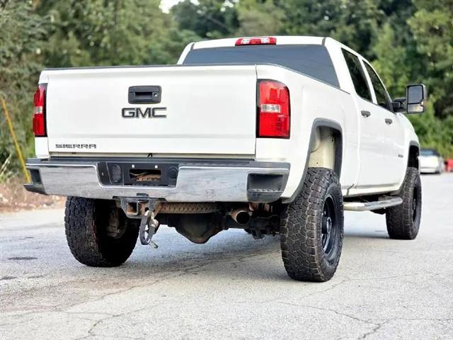Photo of 2016 Summit White GMC Sierra 2500