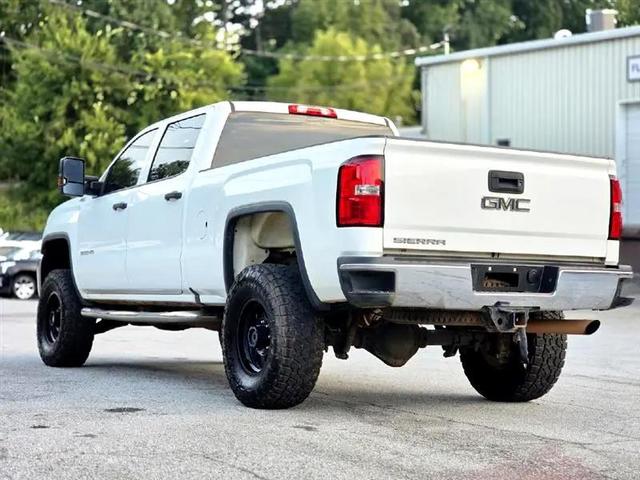 Photo of 2016 Summit White GMC Sierra 2500