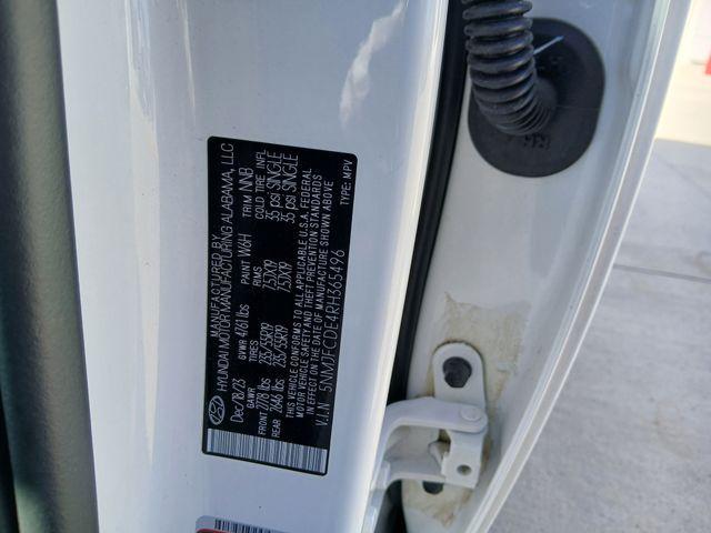 Photo of 2024 White Pearl Hyundai TUCSON