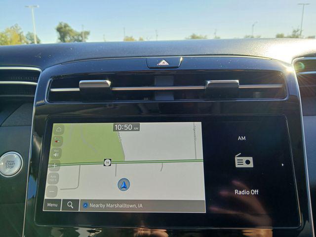 Photo of 2024 White Pearl Hyundai TUCSON