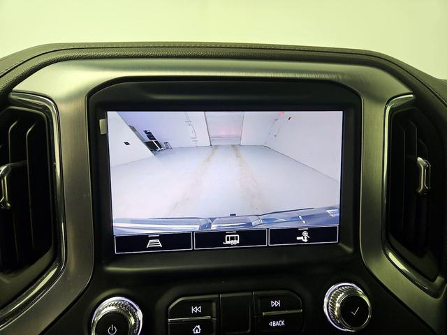 Photo of 2021 Silver GMC Sierra 1500
