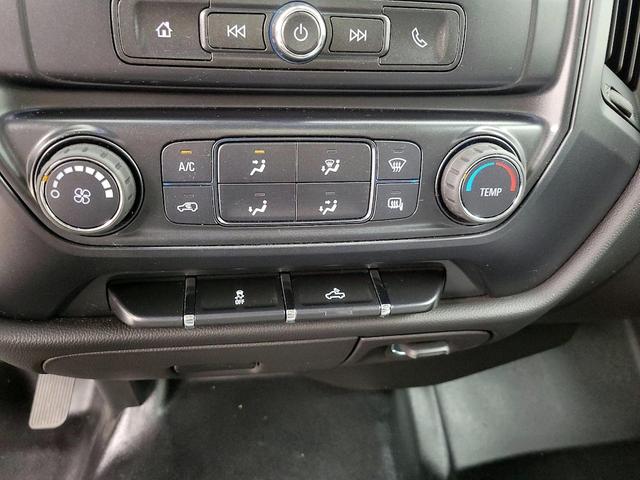 Photo of 2017 Black Chevrolet Silverado 1500