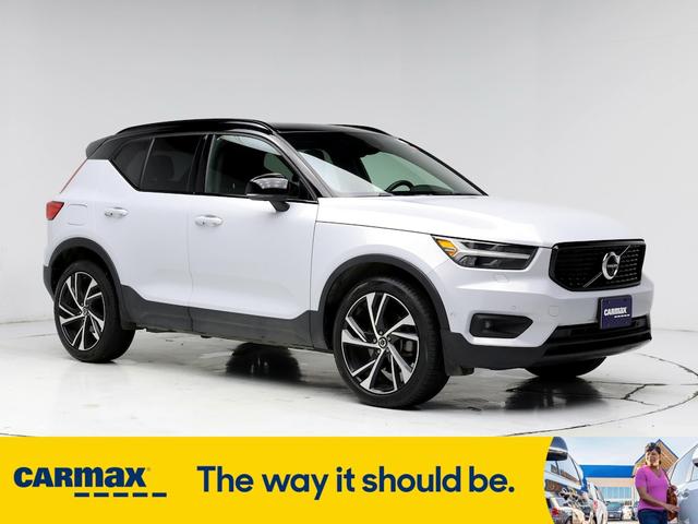 2020 Volvo XC40