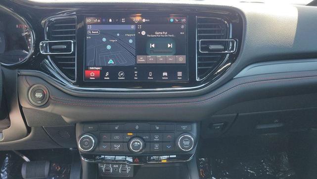 Photo of 2025 Octane Red Pearlcoat Dodge Durango