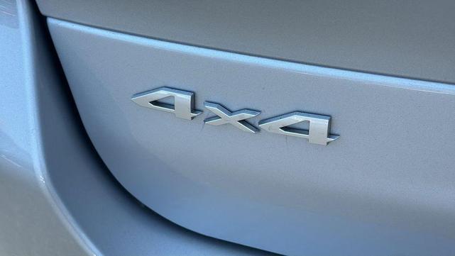 Photo of 2025 Silver Zynith Jeep Grand Cherokee L