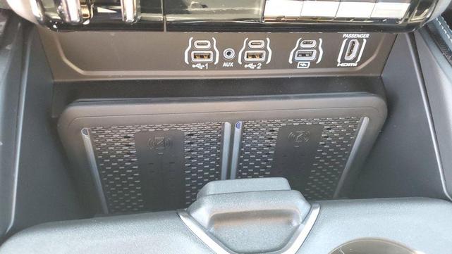 Photo of 2025 Bright White Clearcoat RAM 2500