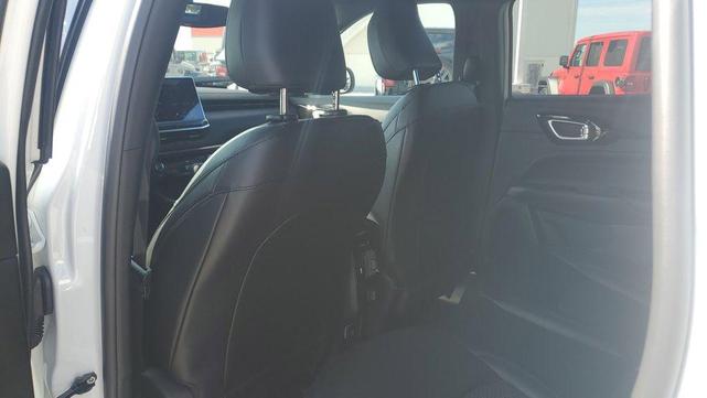 Photo of 2026 White Jeep Compass