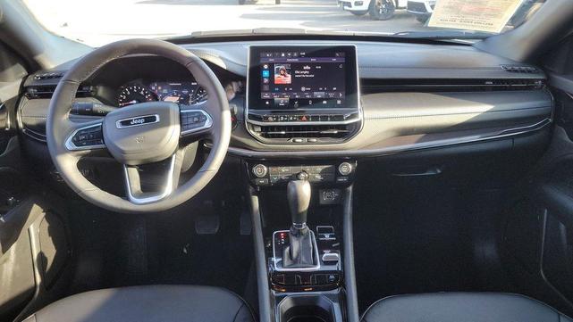 Photo of 2025 Bright White Clearcoat Jeep Compass
