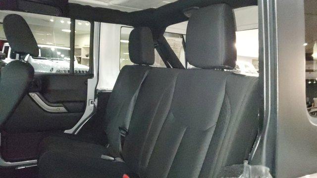 Photo of 2015 Billet Silver Metallic Clearcoat Jeep Wrangler Unlimited