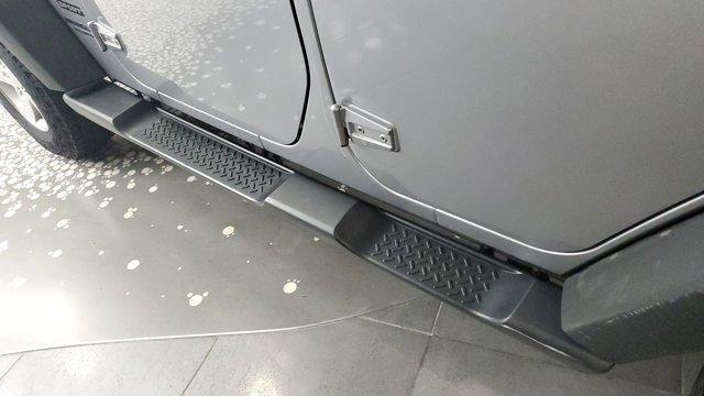 Photo of 2015 Billet Silver Metallic Clearcoat Jeep Wrangler Unlimited