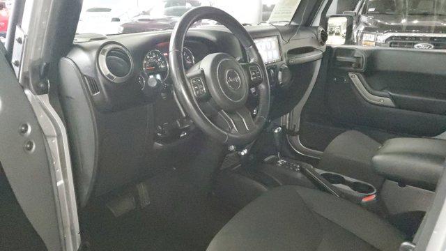 Photo of 2015 Billet Silver Metallic Clearcoat Jeep Wrangler Unlimited