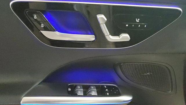 Photo of 2023 White Mercedes-Benz C-Class