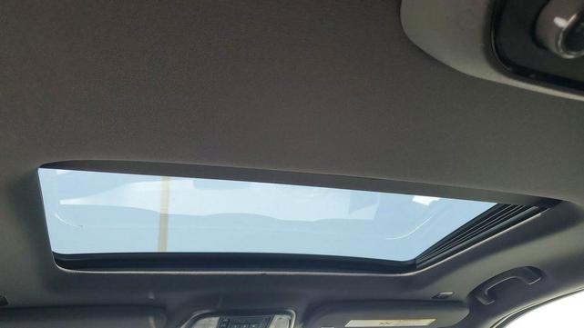 Photo of 2025 DB Black Crystal Clearcoat Dodge Durango
