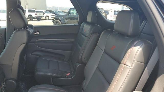 Photo of 2025 DB Black Crystal Clearcoat Dodge Durango