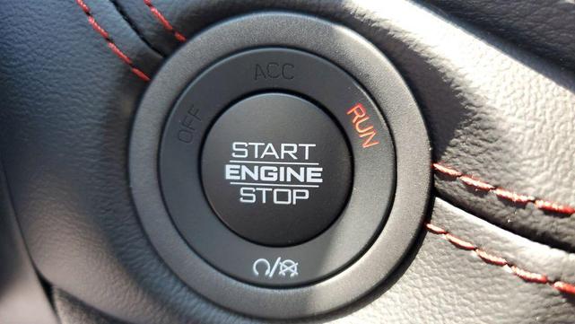 Photo of 2025 DB Black Crystal Clearcoat Dodge Durango