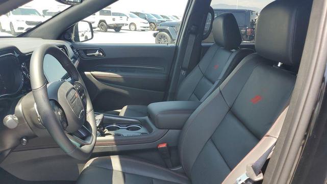 Photo of 2025 DB Black Crystal Clearcoat Dodge Durango