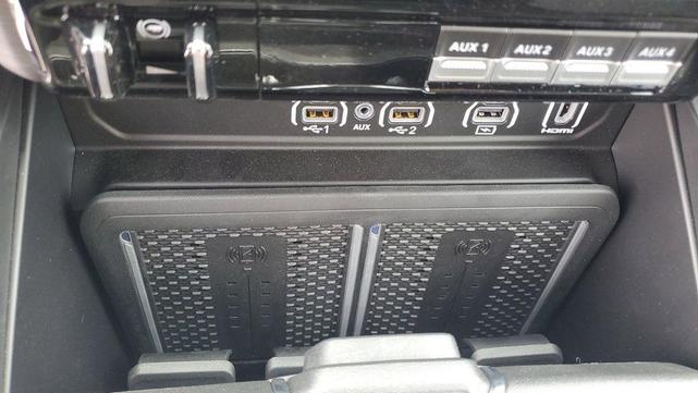 Photo of 2025 Bright White Clearcoat RAM 2500