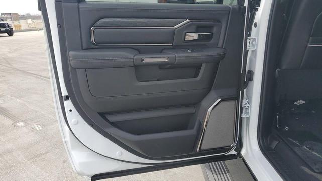 Photo of 2025 Bright White Clearcoat RAM 2500