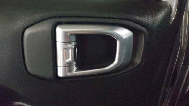 Photo of 2024 Granite Crystal Clearcoat Metallic Jeep Gladiator