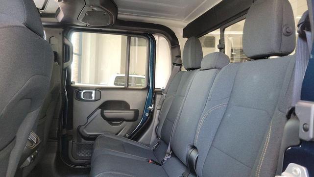 Photo of 2025 Fathom Blue Pearlcoat Jeep Gladiator