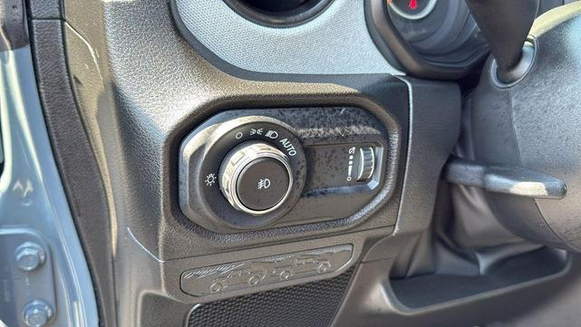 Photo of 2025 Anvil Clearcoat Jeep Wrangler